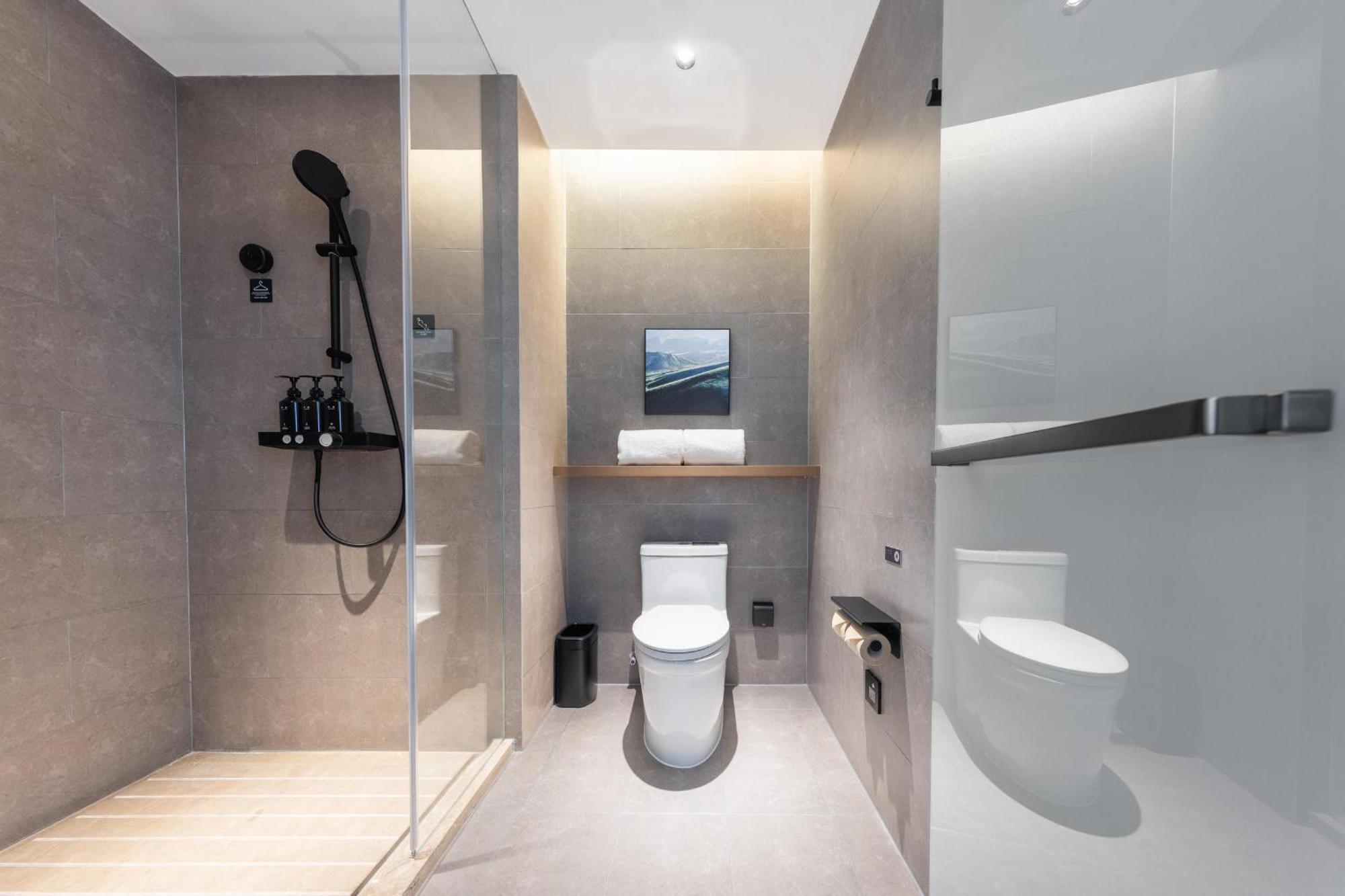 Atour Hotel Wuhan Chuhe Han Street Hongshan Plaza Экстерьер фото