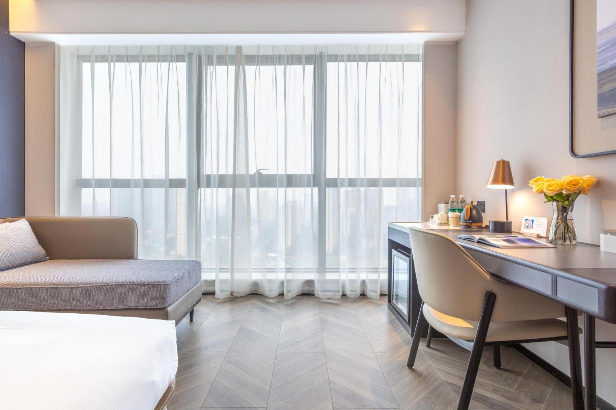 Atour Hotel Wuhan Chuhe Han Street Hongshan Plaza Экстерьер фото