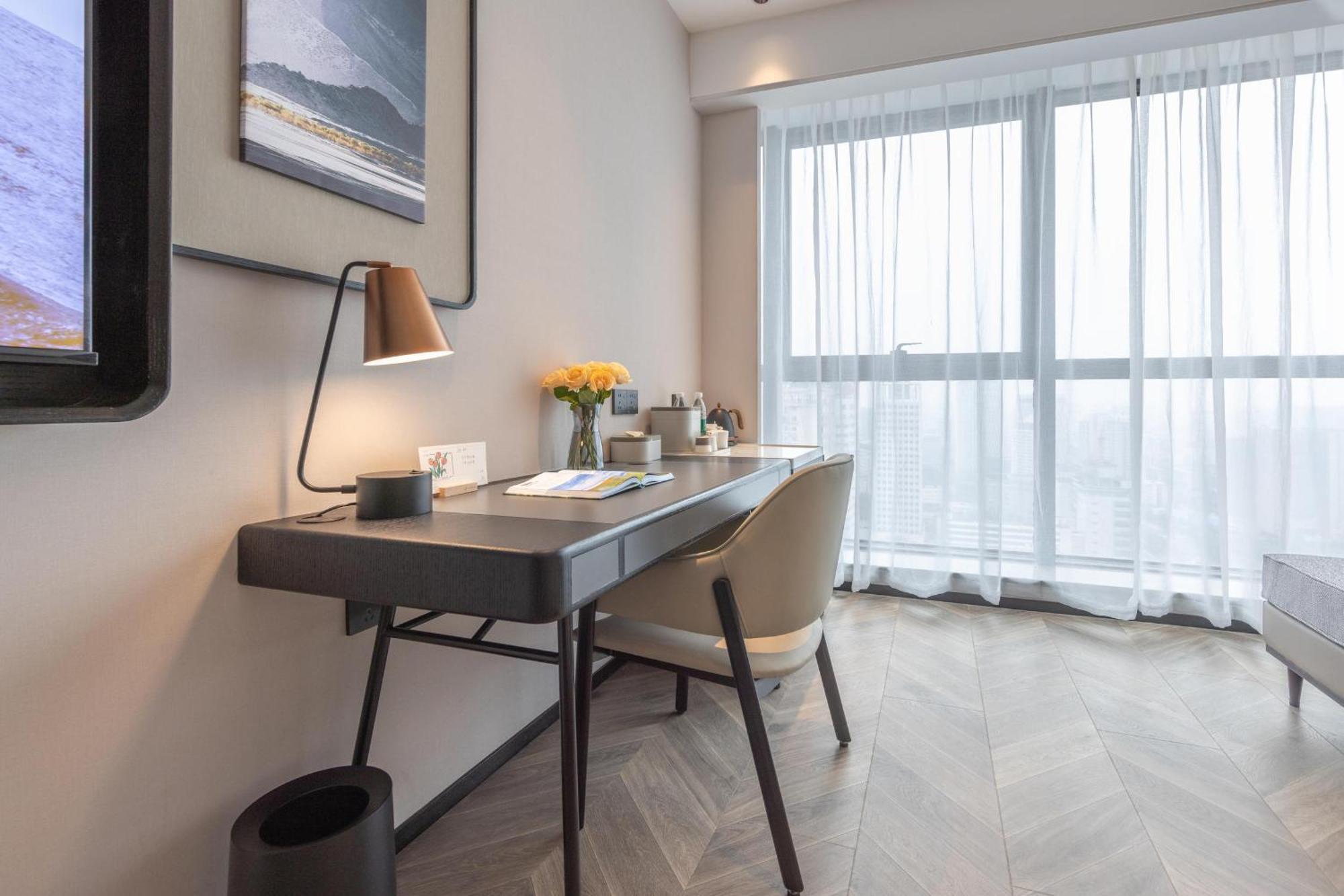 Atour Hotel Wuhan Chuhe Han Street Hongshan Plaza Экстерьер фото